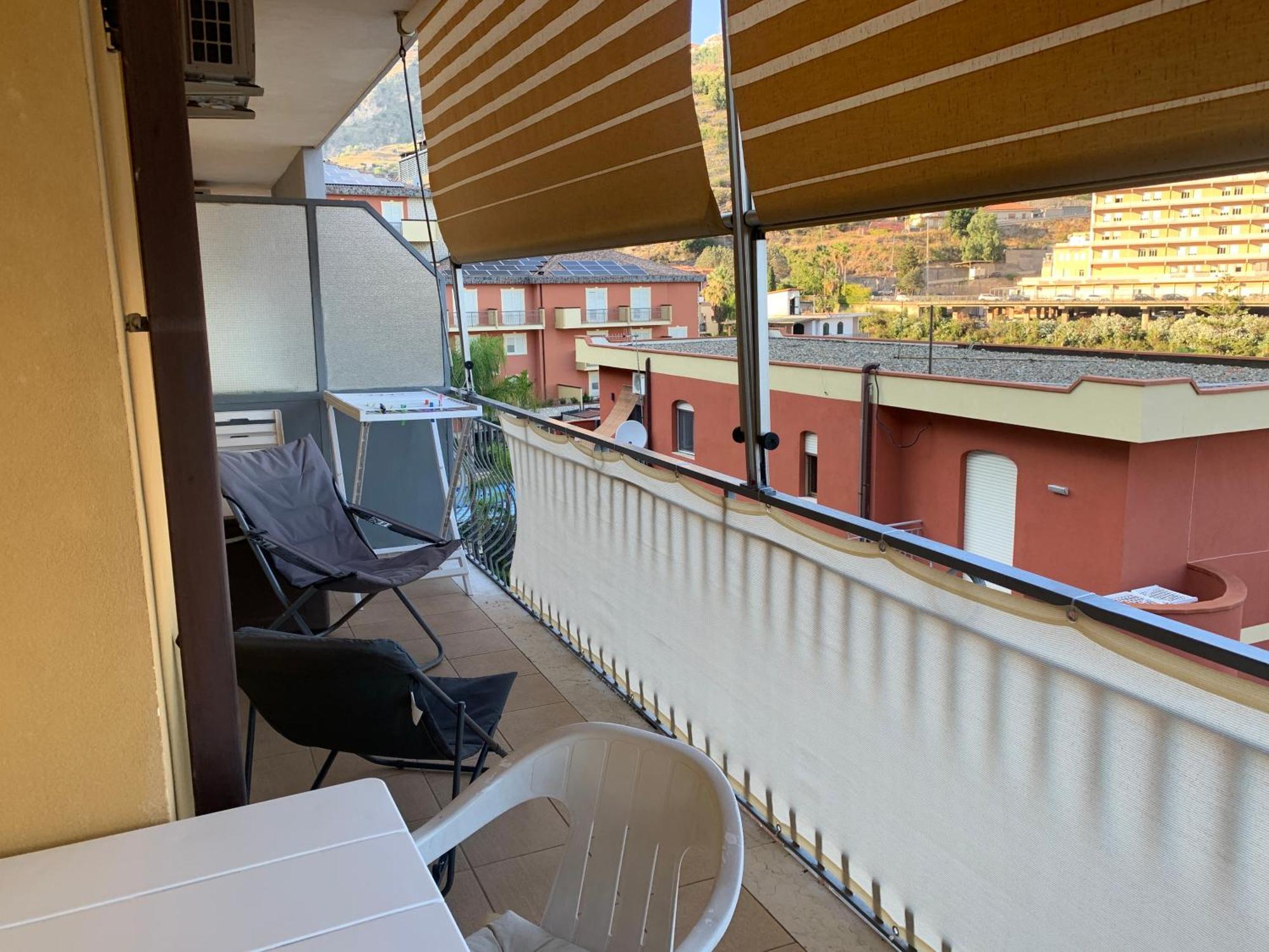 Residence La Fenice Ff Giardini Naxos Exteriör bild
